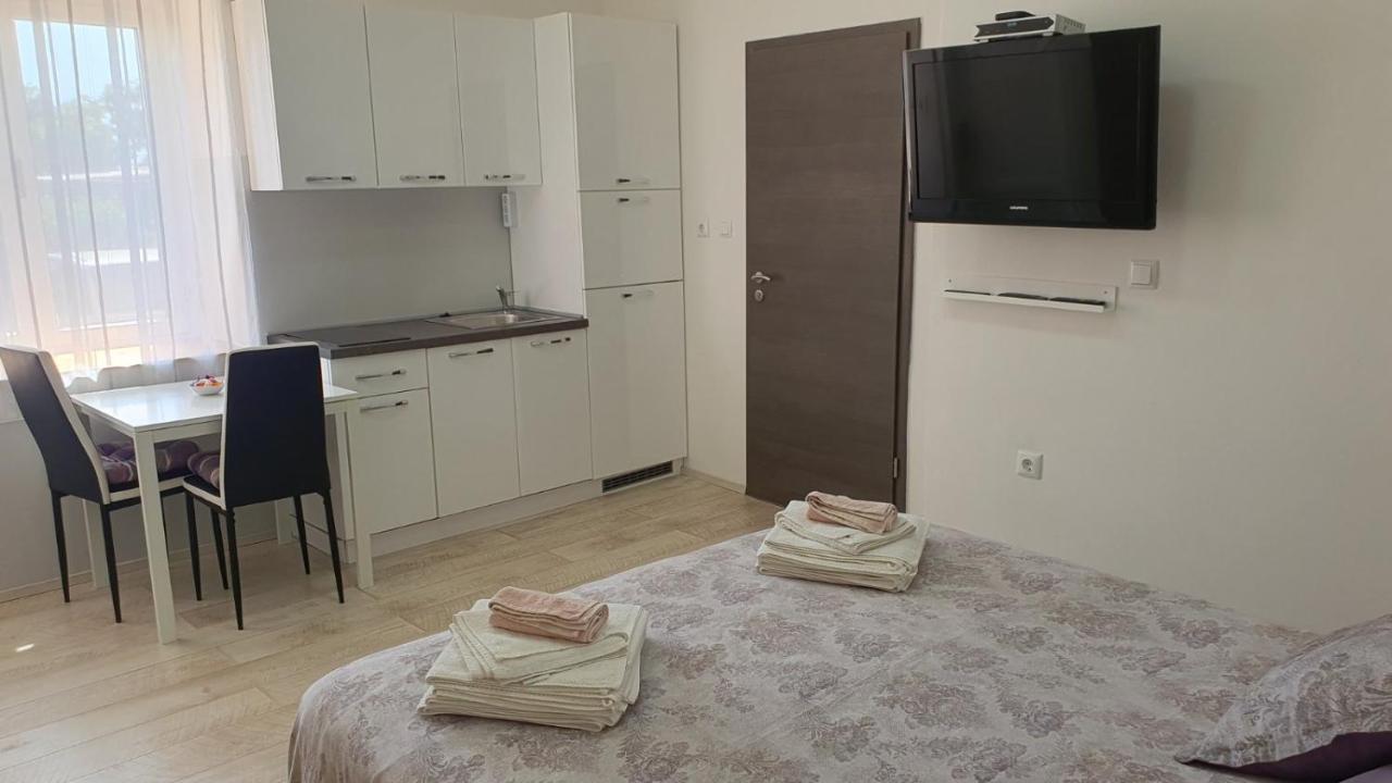 Apartments Vera Barbariga Extérieur photo