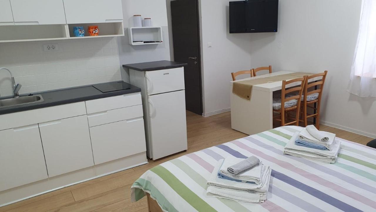 Apartments Vera Barbariga Extérieur photo